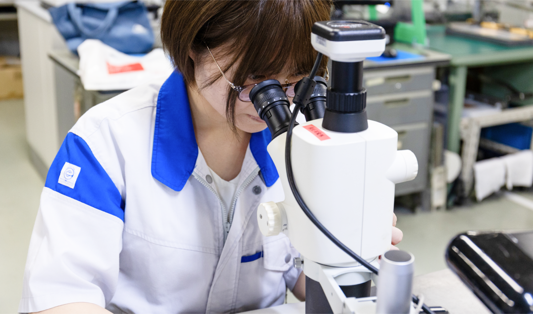 現在の仕事について教えてください。